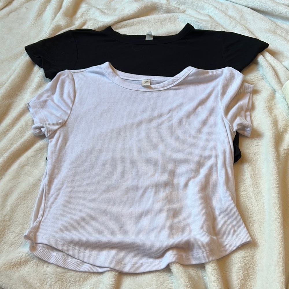 Two old navy tees